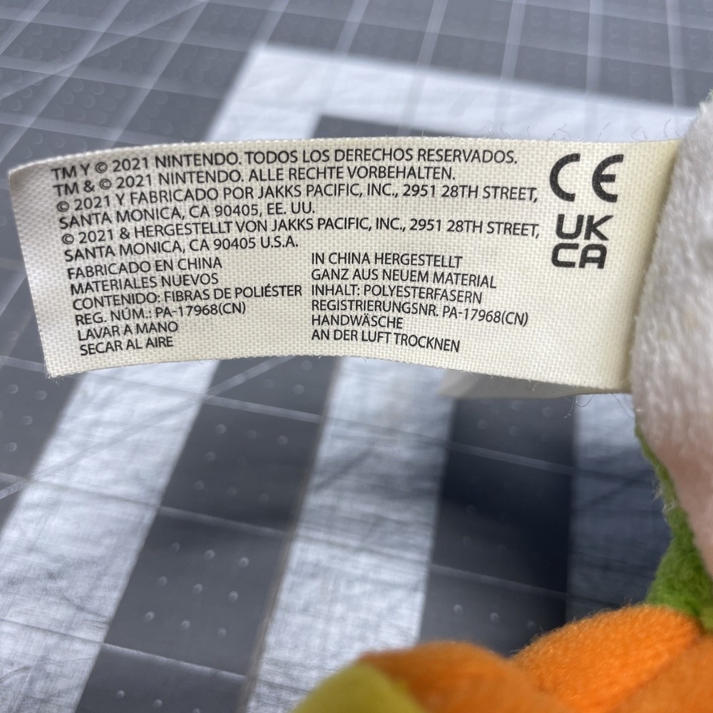 2021 Jakks Pacific Nintendo Super Mario Yoshi 10" Plush Stuffed Animal Toy Doll - Picture 6 of 6